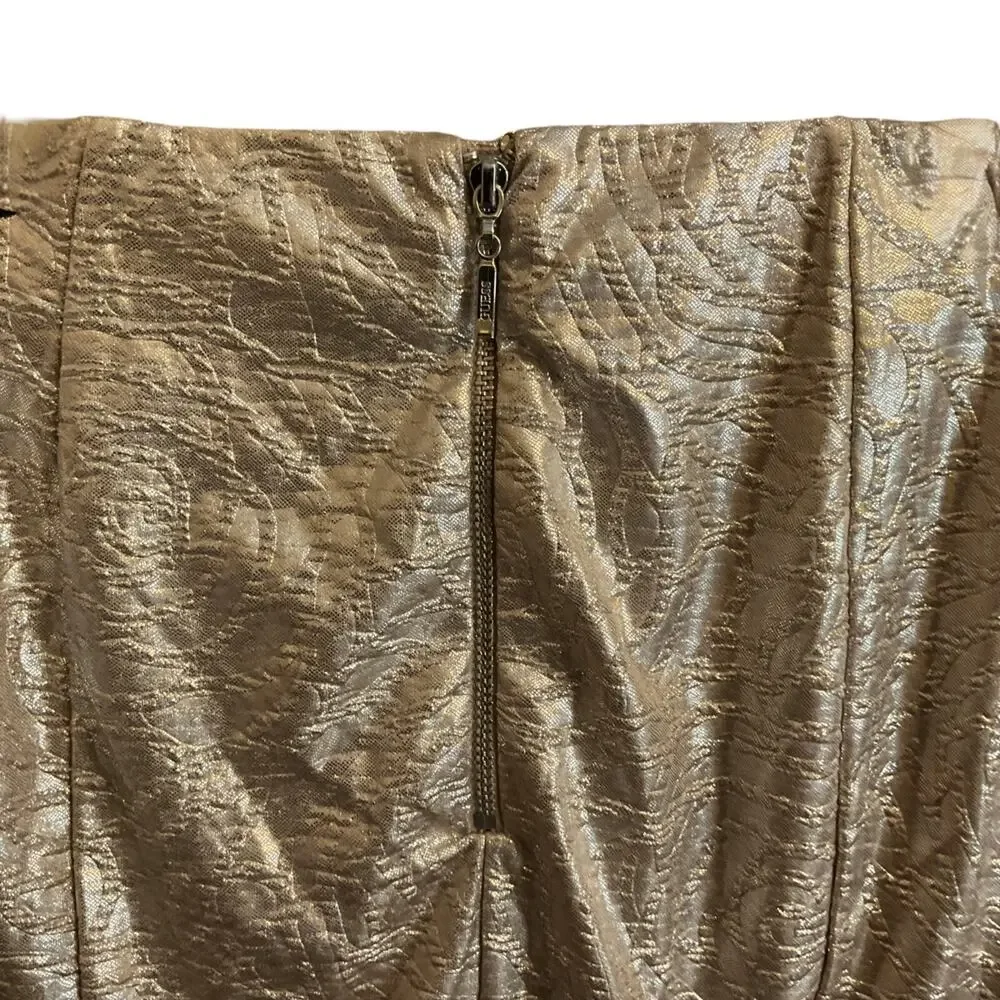 GUESS Mini Skirt Metallic Textured‎ Women’s Size 0 Stretch Zip Back Lined